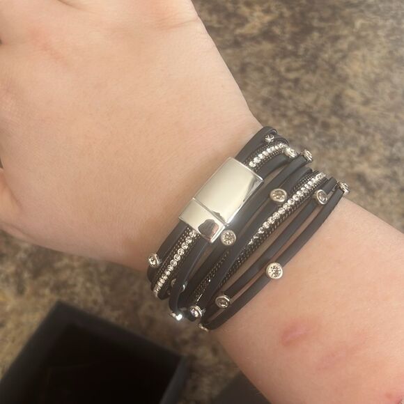 Azora bracelet  - Picture 2 of 2